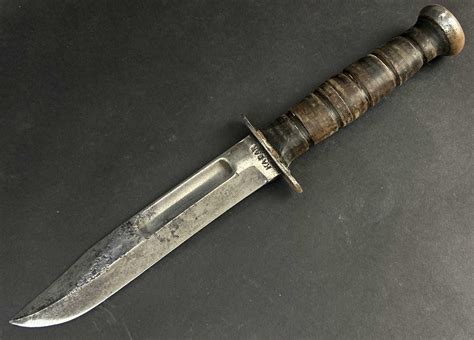 Lot Vintage Ww2 Kabar Fighting Combat Knife