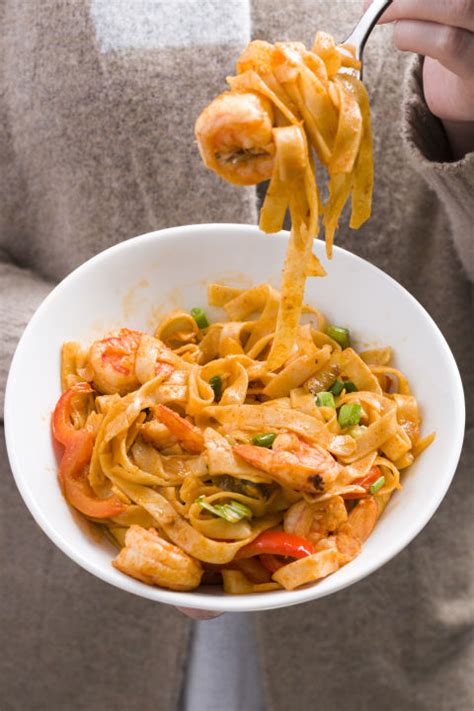 20 Best Asian Noodle Recipes Easy Ways To Cook Asian Noodles—
