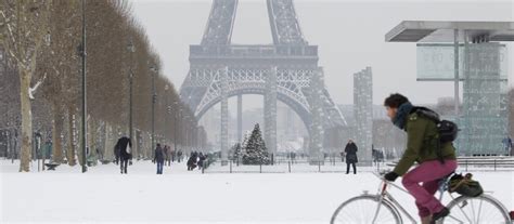 France En Hiver Pour Des Vacances à La Neige Voyager Au Centre De