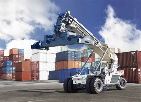 Terex Port Solutions Reveals New Lift Trucks Container Management