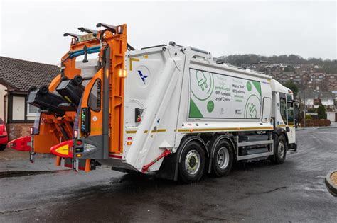 Newport Launches Wales First Electric Refuse Collection Vehicle