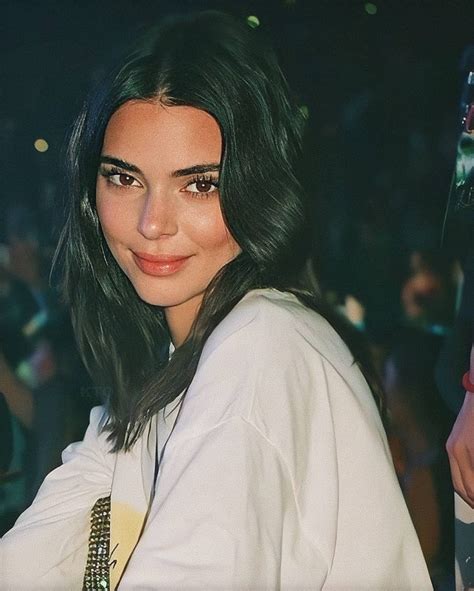 Kendall Jenner Wiki 2021 Net Worth Height Weight Relationship