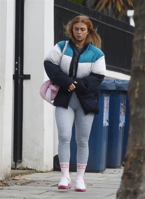 Maisie Smith Seen At Strictly Come Dancing Rehearsals In London 10