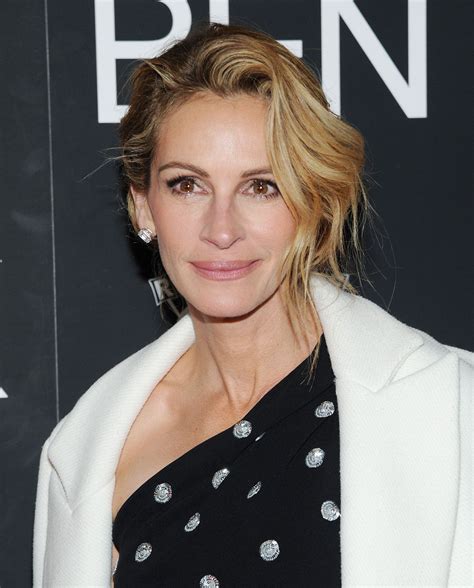 Actress julia roberts made her screen debut in the late 1980s television series crime story. Julia Roberts - "Ben Is Back" Premiere in New York • CelebMafia