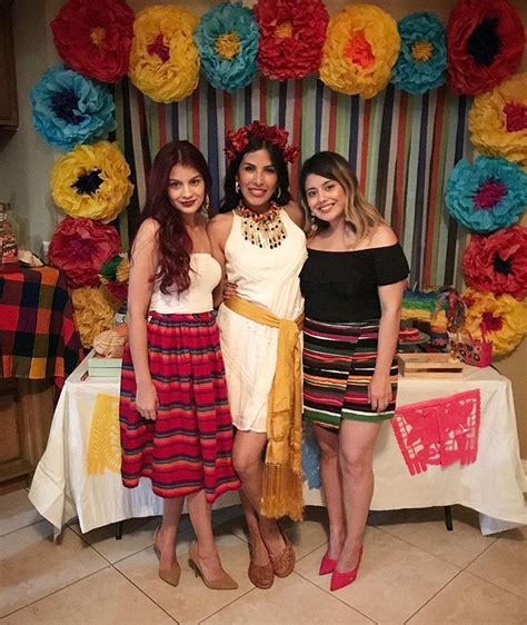 Yesterday My Two Maid Of Honors Organized Me The Prettiest Bridal Shower Mexican Fiest
