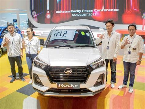 Belum 1 5 Tahun Meluncur Daihatsu Rocky Dapat Penyegaran Model Mobil