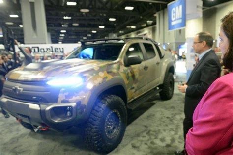 Gm Us Army Unveil Colorado Zh2 Tactical Hydrogen Vehicle