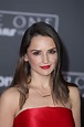 Rachel Leigh Cook Style, Clothes, Outfits and Fashion • CelebMafia