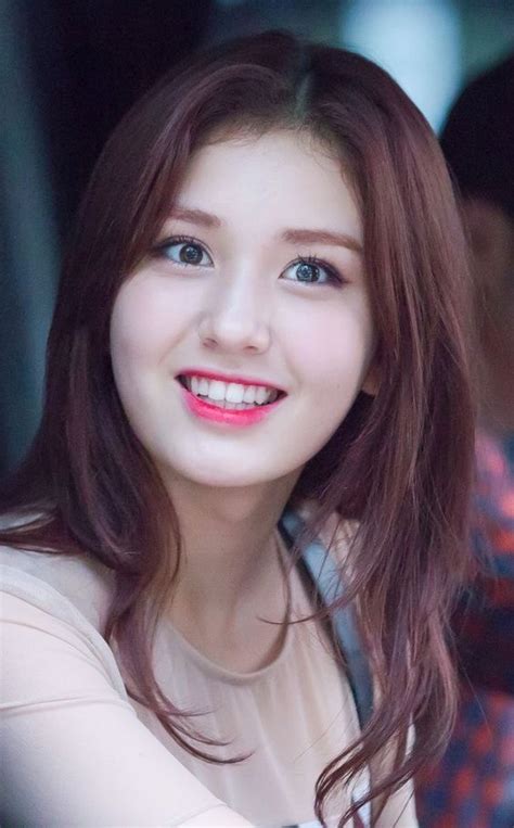 Her ongoing age is 38 years. Top 10 Prettiest And Beautiful Kpop Female idols 2021 ...