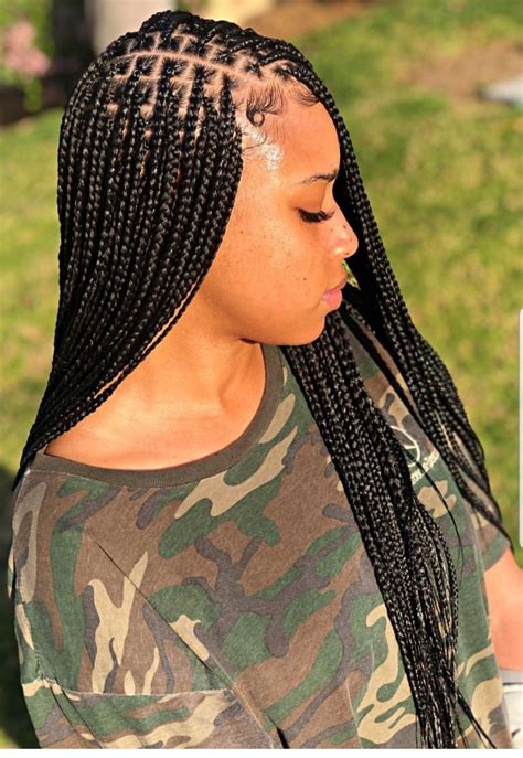 25 Most Beautiful Knotless Box Braid Styles Trending Now Thrivenaija In 2020 Box Braids