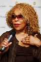 Roberta Flack. She's 73 and that's a current picture!!! Love her ...