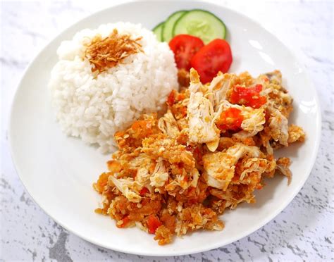 Kemudian digeprek dengan sambal sesuai selera. Resep: Ayam Geprek a'la Jogja | HeyTheresia - Indonesian ...