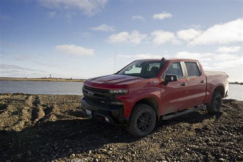 First Drive 2019 Chevrolet Silverado Wheelsca