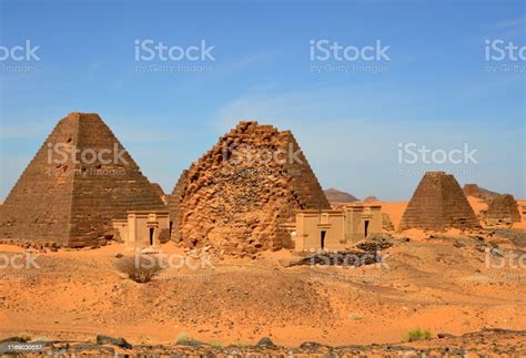 Meroe Pyramids King Arqamani Tomb At The Center South Cemetery Nubian