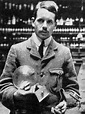 Henry Moseley, English Physicist Photograph by Science Source