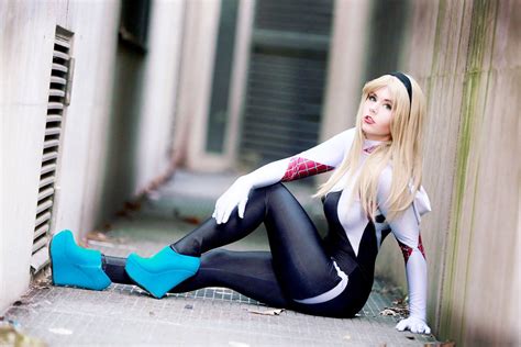 Calvins Canadian Cave Of Coolness Spider Gwen Cosplay By Miu Moonlight