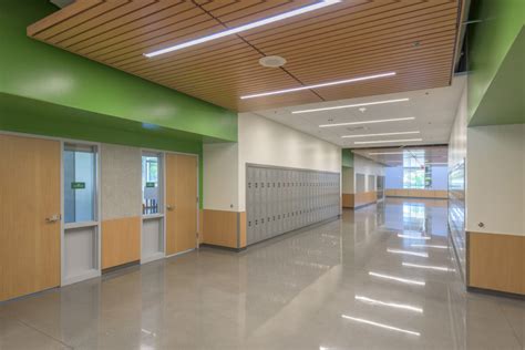 Evergreen Middle School Hallway Soderstrom