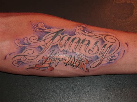 Este es uno de los motivos que hacen que las letras para tatuar sean tan complejas de. INFERNO TATTOO: Letras Chicanas Brazo