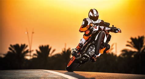 Download 1980x1080 Ktm 1920 Super Duke R Sunset Motorcycle Wallpapers