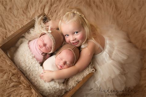 Twin Newborn Photography Dallas Fort Worth Lindsay Walden