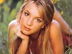 Britney Spears- Dear Diary [Instrumental] - YouTube