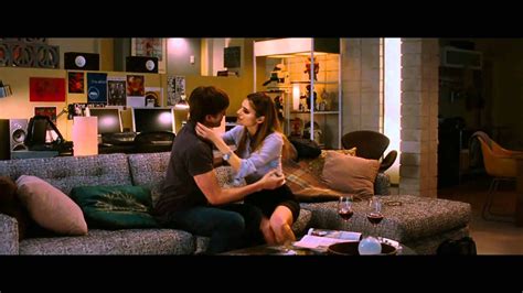 Emma is a busy doctor who sets up a seemingly perfect arrangement when she offers her best friend adam a relationship with one rule: Movie review: 'No Strings Attached' - YouTube
