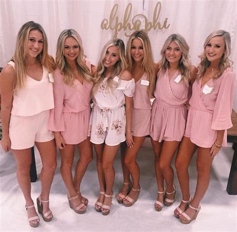 Pin By Dainty Hooligan On Recruitment Sorority Outfits Recruitment