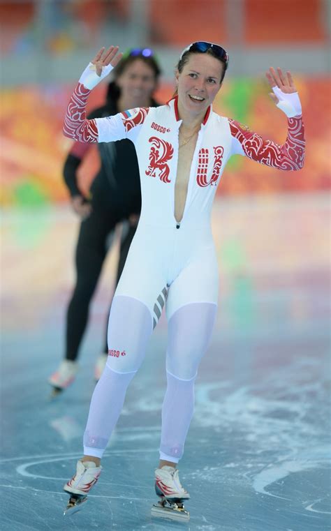 Olga Graf Russian Speed Skater Unzips Suit For Accidental Striptease