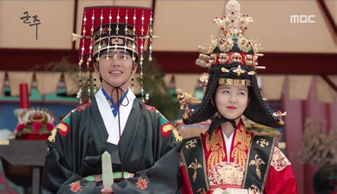 As our villains step up to remind the king of his place, our prince finally learns the truth about his past. Ruler-Master of the Mask: Episodes 39-40 (Final) - KDrama ...
