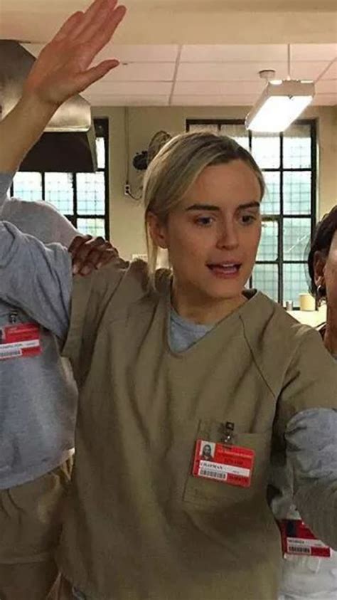 Pin By Meg Lai On Vauseman Orange Is The New Black Alex And Piper Orange Is The New