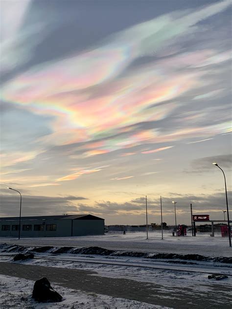 Polar Stratospheric Clouds Over Vik Iceland Yesterday Ratoptics