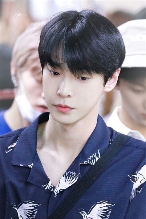 With tenor, maker of gif keyboard, add popular doyoung animated gifs to your conversations. 도영 #DOYOUNG #NCT127 ในปี 2020 | นักแสดง คนดัง และ สามีในอนาคต