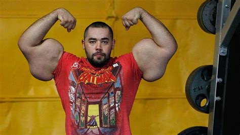 Bodybuilders Moustafa Ismail Guinness World Records