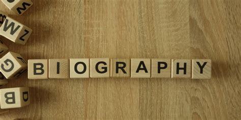 How To Create A Stronger More Engaging Biography The Social Media