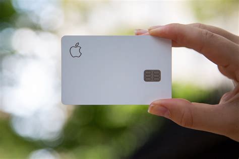 As with any other credit card, there is a credit limit for apple card that will vary from person to person. Goldman Sachs and Apple Card being investigated after viral tweet questions lower credit limit ...