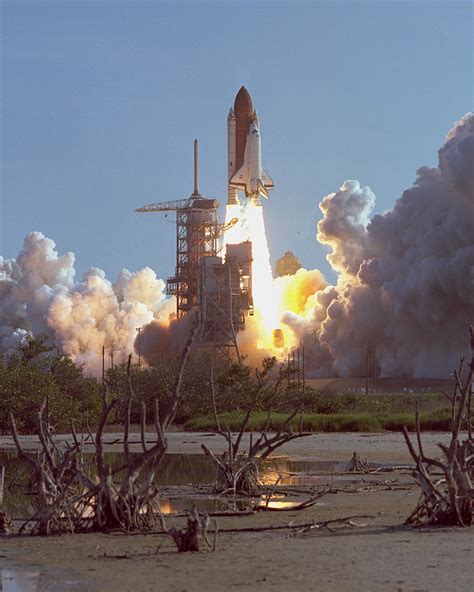 Space Shuttle Discovery Sts 41 D Launch First Flight August301984