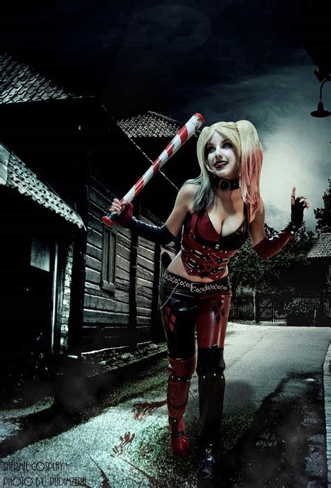 Cosplay Wednesday Batmans Harley Quinn Gamersheroes