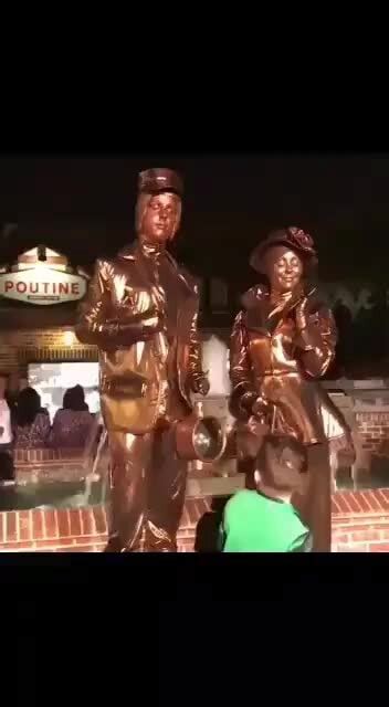 Statues Come To Life Prank Ifunny
