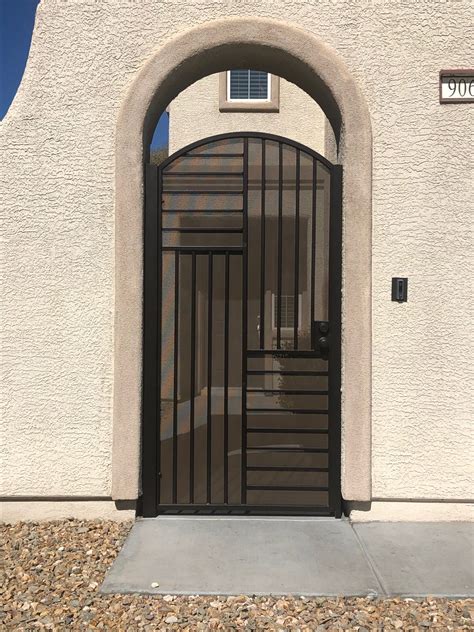 Residential Courtyard Entry Gates Lv Iron And Steel