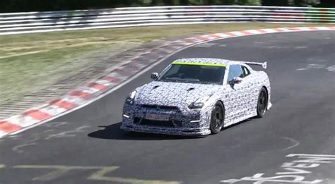 Nissan Gt R Nismo Spied At Nurburgring Awesome Cars Nissan Gt R