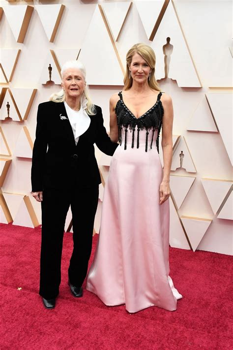 Laura Dern Oscars 2020 Red Carpet • Celebmafia