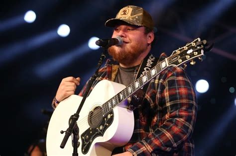 Luke combs went from playing small clubs in his native north carolina to arenas with just one album: Luke Combs Performs as 'The Voice' Crowns Season 17 Winner