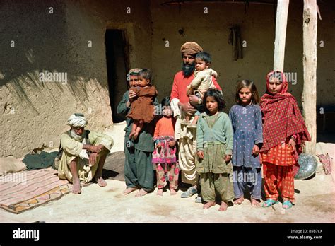 Pathan Traditional Dress Hi Res Stock Photography And Images Alamy