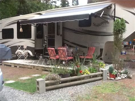 Rv Camping Design Ideas 26 Campsite Decorating Camper Awnings