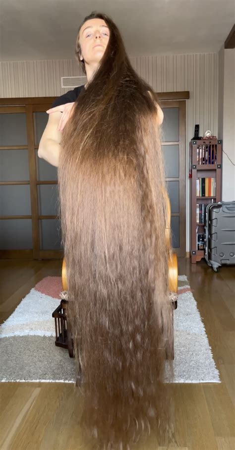 Phone Video The Extreme Hair Chair Covering Realrapunzels In 2022 Extreme Hair Long Hair