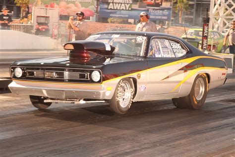 Mopars At The Strip Drag Racing Photo Gallery Hot Rod Network