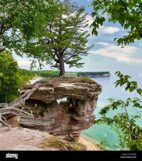 Pictured Rocks Chapel Beach Hi Res Stock Photography And Images Alamy