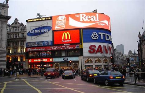 Piccadilly Circus In London 198 Reviews And 440 Photos