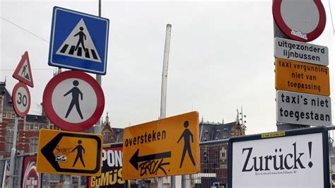 Нидерла́нды (nederland), королевство нидерландов (koninkrijk der nederlanden); Veilig Verkeer Nederland: 600.000 verkeersborden overbodig ...