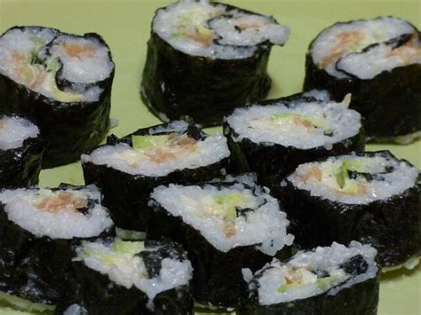 People foods cats can eat. Can Cats Eat Seaweed? (Facts and Safe Species of Seaweed ...